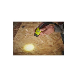 Lampe Sur Pince RYOBI RLCF18-0 - 18V One+ - 400 Lumens - Sans Batterie Ni Chargeur 9 Lampe Sur Pince RYOBI RLCF18-0 - 18V One+ - 400 Lumens - Sans Batterie Ni Chargeur -espace-bricolage lampe sur pince ryobi rlcf18 0 18v oneplus 400 lumens sans batterie ni chargeur 2