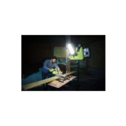 Triple Panneau Lumineux LED RYOBI 18V One+ - 3000 Lumens - Sans Batterie Ni Chargeur - RLP18-0 -espace-bricolage triple panneau lumineux led ryobi 18v oneplus 3000 lumens sans batterie ni chargeur rlp18 0 5